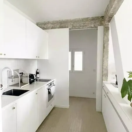 Appartamento 2 Bedroom Flat With Eiffel & River Seine Views *